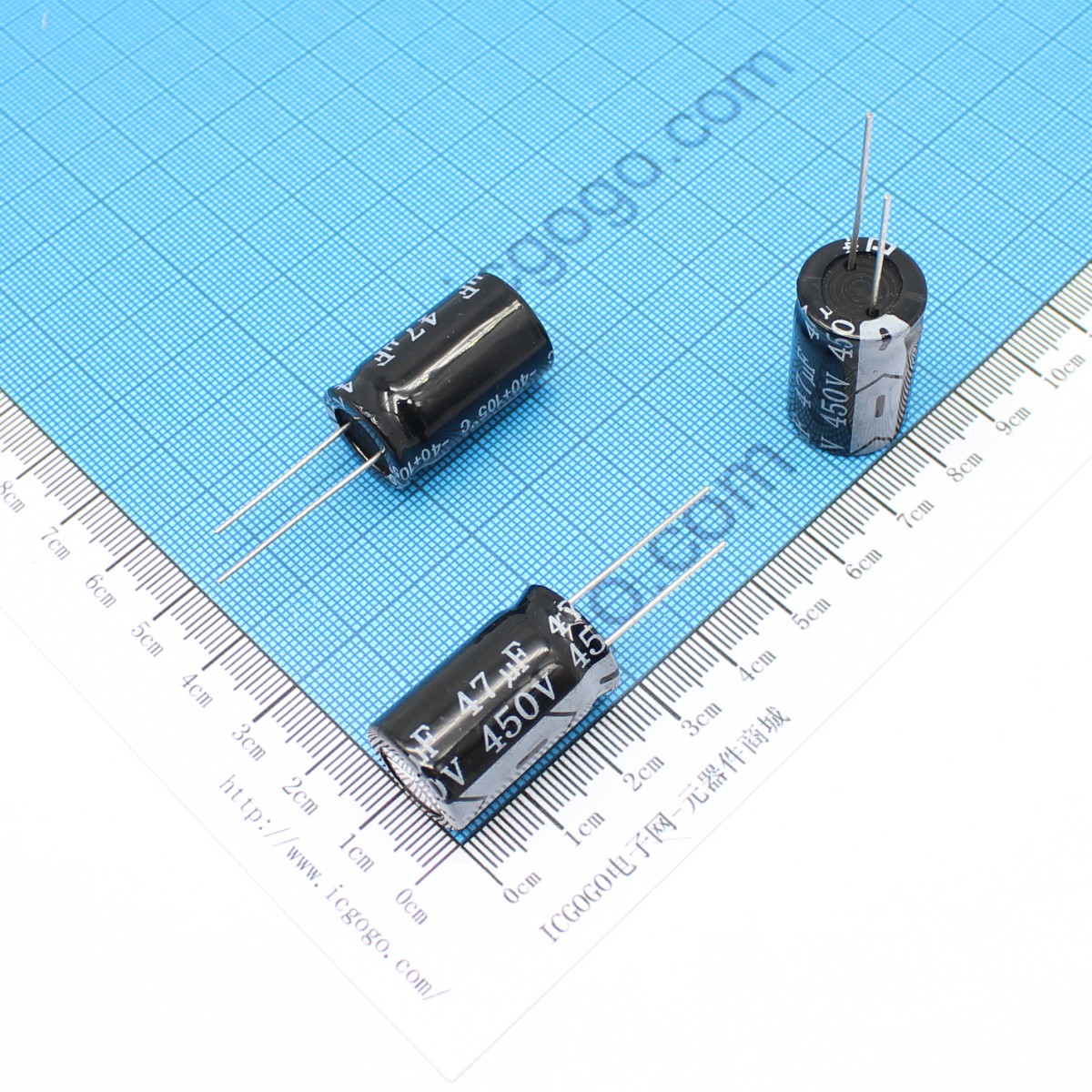 直插铝电解电容 16V 6800UF 16*25 ±20%