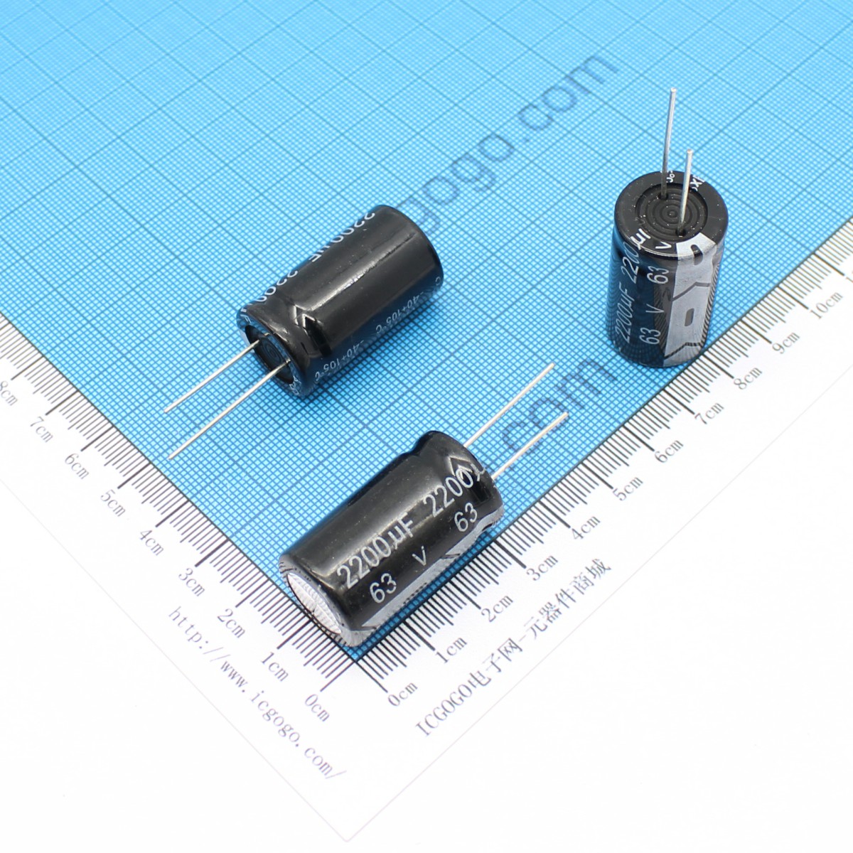 直插铝电解电容 450V 100UF 18*30 ±20%