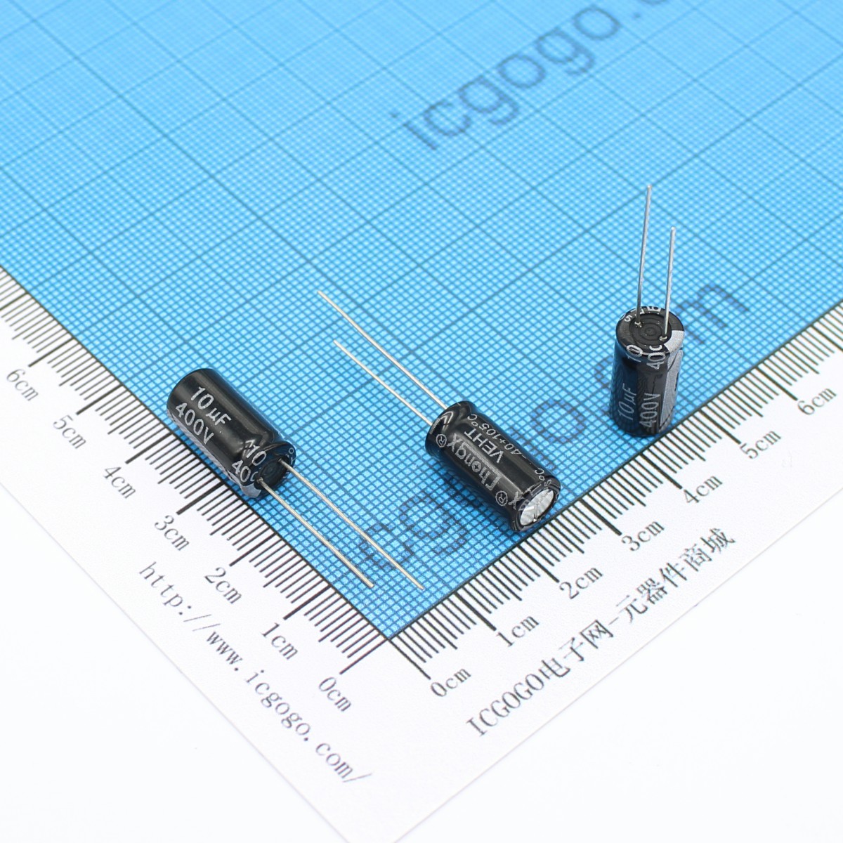 直插铝电解电容 400V 10UF 8*15 ±20%