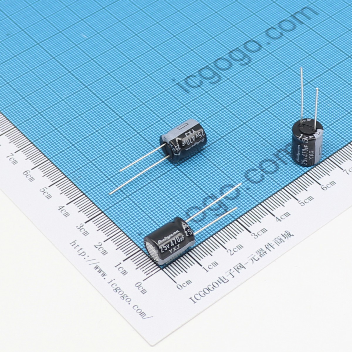 红宝石 直插铝电解电容 25V 470UF φ 10X12.5mm RUBYCON 25YXJ470M-10X12.5 YXJ 小型化 长寿命 低阻抗 ±20%