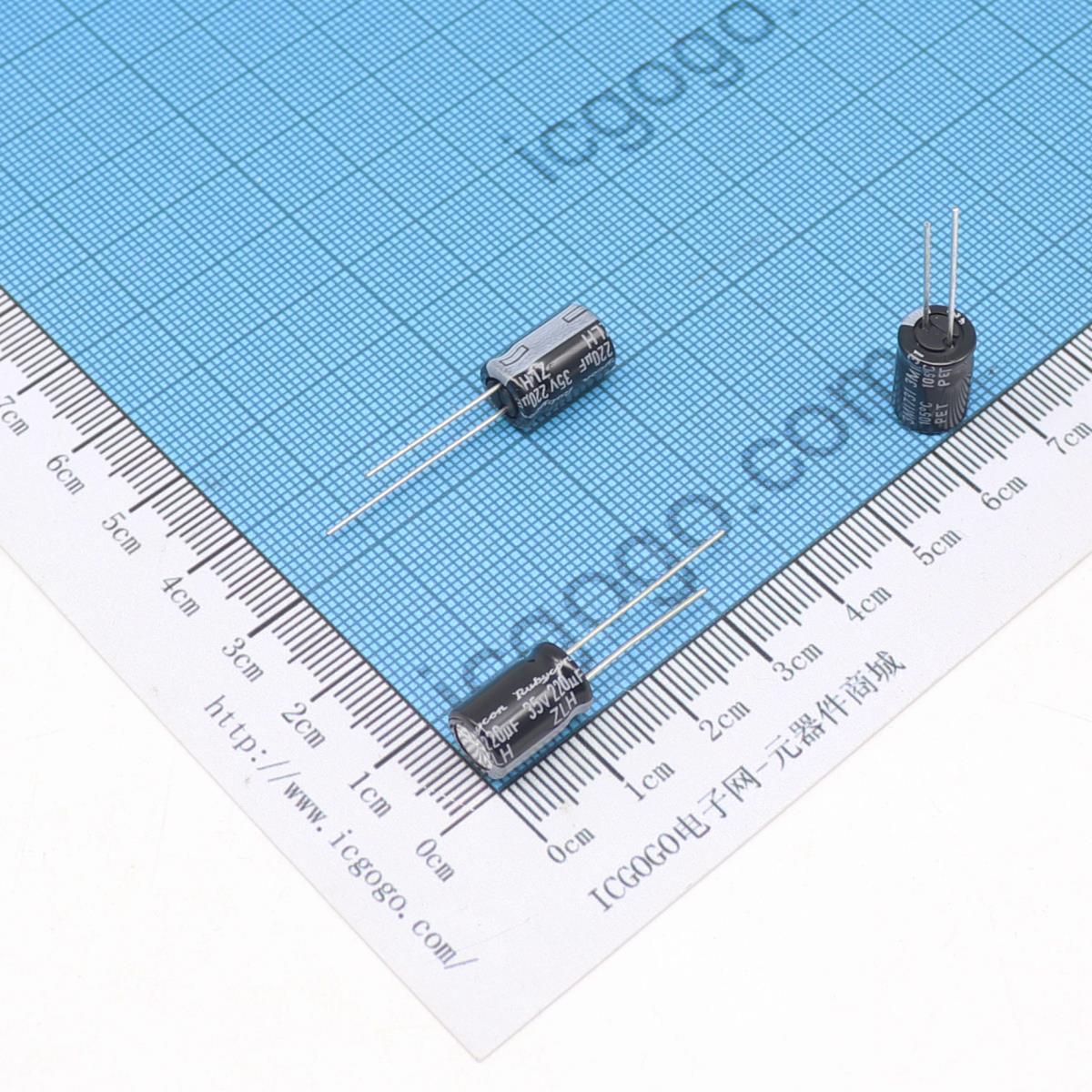 红宝石 直插铝电解电容 35V 220UF φ 8X11.5mm RUBYCON 35ZLH220M-8X11.5 ZLH 小型化 长寿命 低阻抗 ±20%