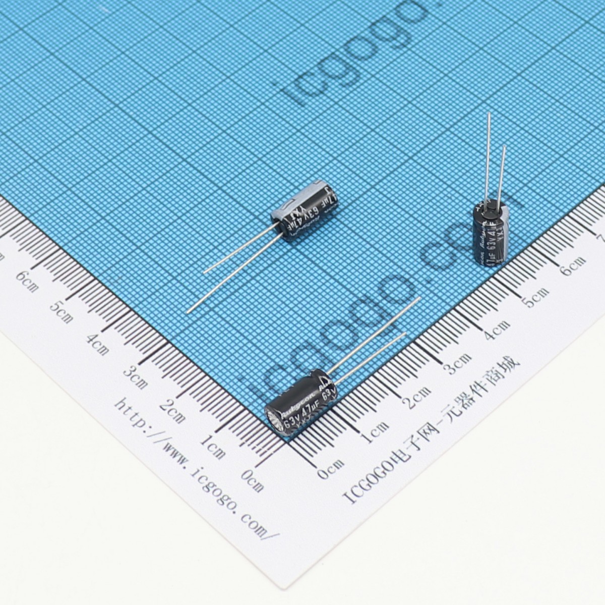 红宝石 直插铝电解电容 63V 47UF φ 6.3X11mm RUBYCON 63YXJ47M-6.3X11 YXJ 小型化 长寿命 低阻抗 ±20%